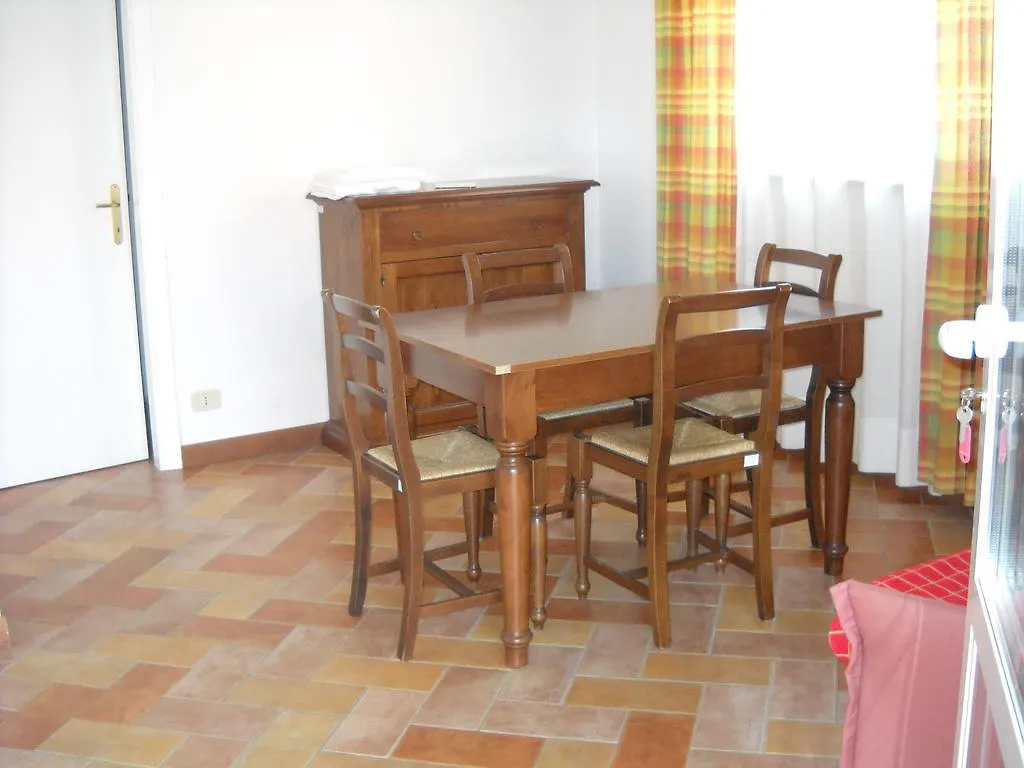 Le Tamerici Guest House Principina Terra Country house