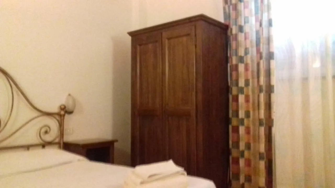 Le Tamerici Guest House Principina Terra Country house