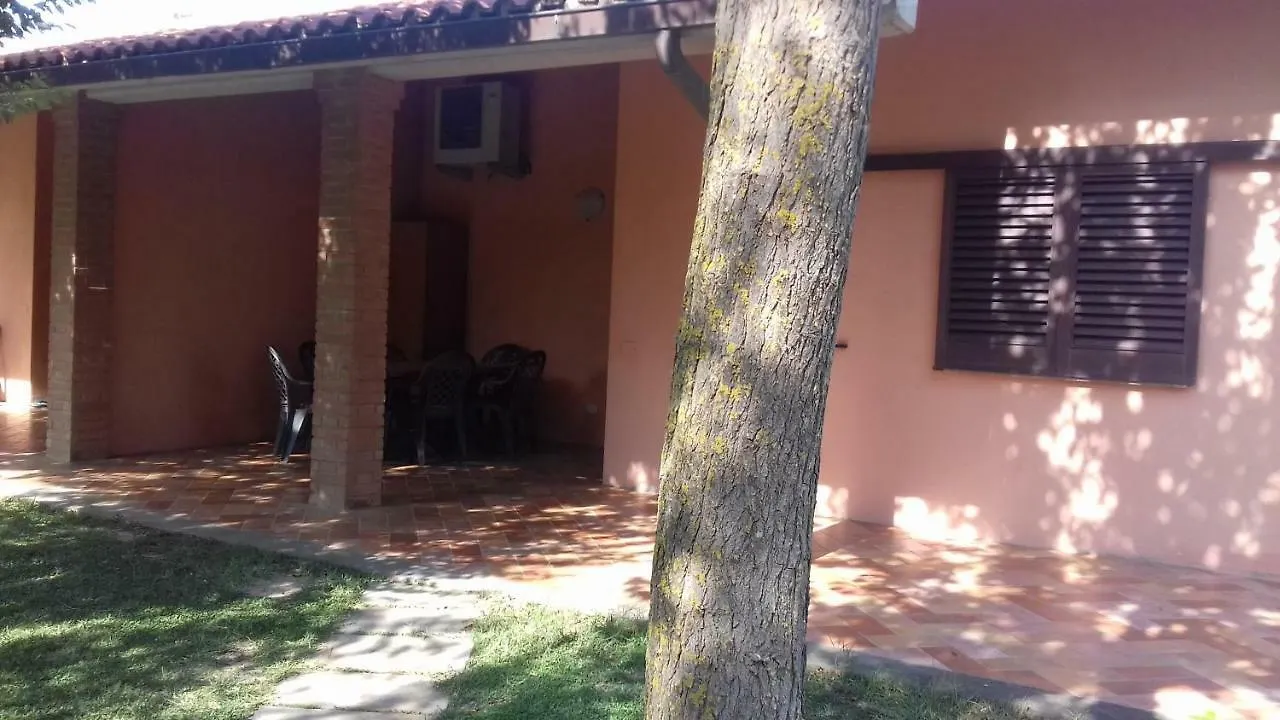 Le Tamerici Guest House Principina Terra 0*,  Italy