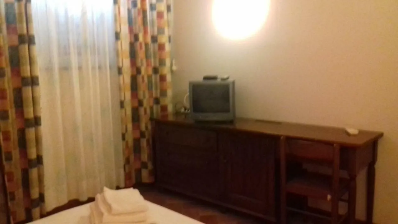 Le Tamerici Guest House Principina Terra
